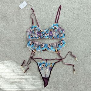 Hello LA Girl Lingerie Set